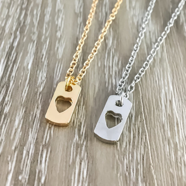 Sisters Necklace Set for 2, Matching Heart Dog Tag Pendants, Big Sister Gift, Tiny Heart Necklace, Little Sister Gift, Gift for Sister