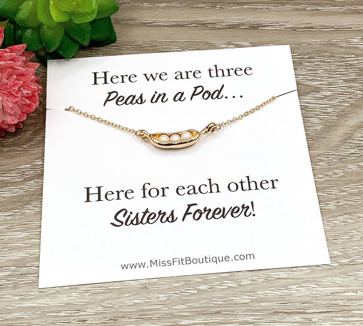 Three Peas in a Pod Necklace, Unique Pearl Jewelry, Pea Pod Necklace, Sisterhood Gift, 3 Sisters Necklace, Gift for Little Sister, Sister