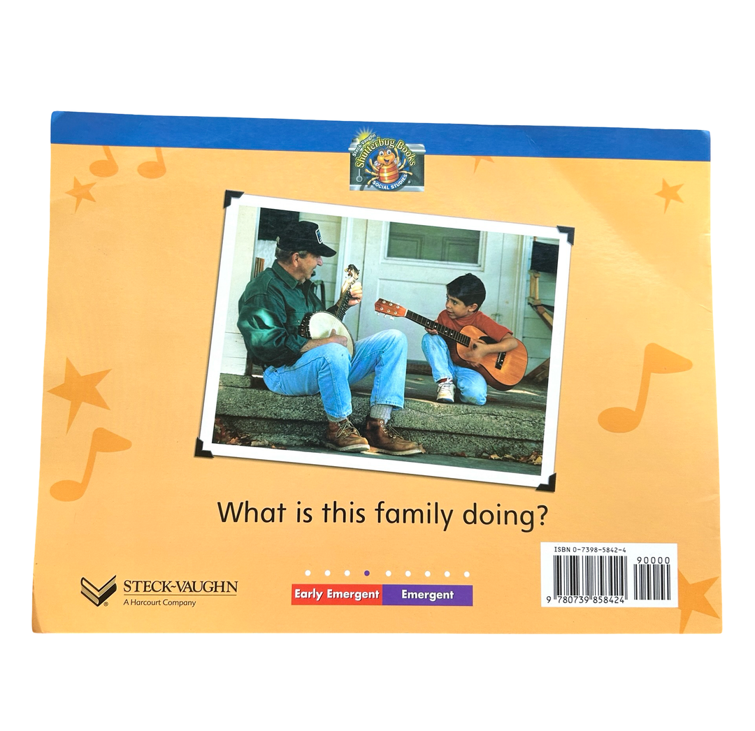 Family Fun by Elena Martin (Paperback Book)