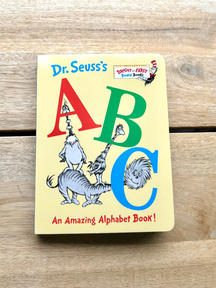 Dr. Seuss’s ABC: An Amazing Alphabet Book! (Bright and Early Board Books)