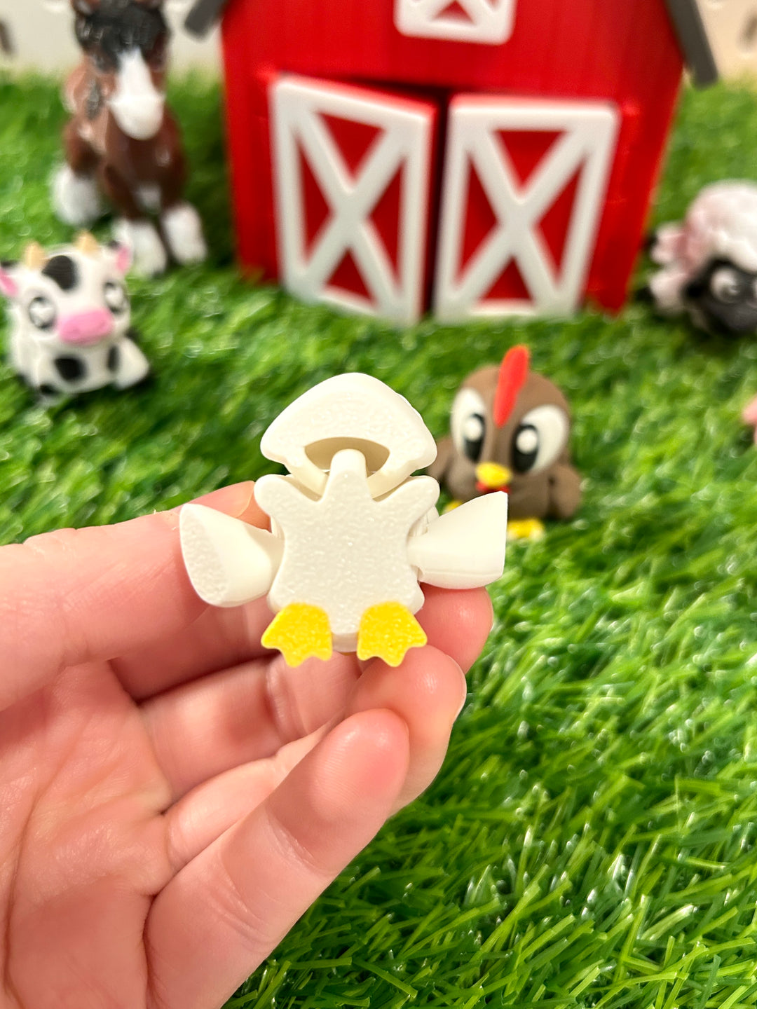 3D Printed Articulated Hen &amp; Roosters | Chicken Coop