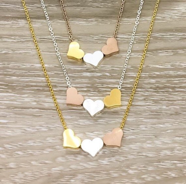 Tiny 3 Hearts Necklace Card, Dainty Heart Necklace, Generations Gift for Mom, Grandmother Necklace, Minimalist Jewelry, Mother Necklace