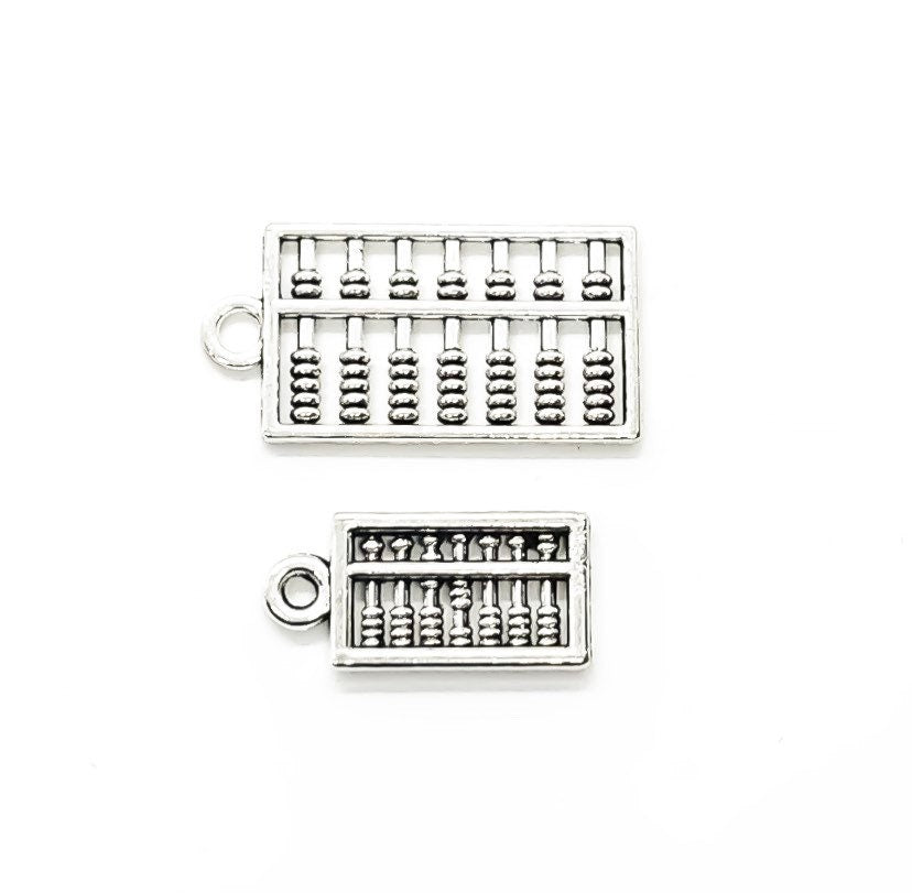 1 Breloque Abaque, Breloques individuelles, Breloque de comptage, Breloque calculatrice, Breloque outil, Breloques scolaires, Breloque enseignant, Breloque éducation, Breloque mathématiques