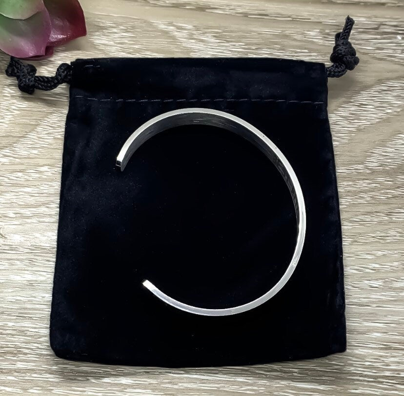 Keep Fucking Going Bangle Bracelet, Friendship Gift, Hidden Message Bracelet, Gift for Friend, Mantra Bracelet, Minimal Cuff Bangle