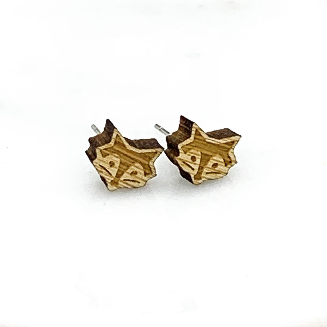 Boucles d'oreilles renard, petites boucles d'oreilles tête de renard, bijoux pour les amoureux des animaux, jolies boucles d'oreilles en bois, bijoux uniques, cadeau pour elle, bijoux d'hiver