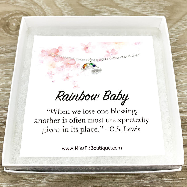 Cadeau pour bébé arc-en-ciel, citation de C.S. Lewis, petit collier arc-en-ciel, cadeau de naissance, bijoux pour nouvelle maman, fausse couche, cadeau de soutien en cas d'infertilité