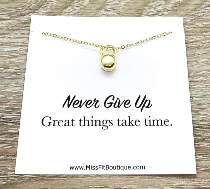 Collier Kettlebell, Bijou Fitness, Pendentif Mini Kettlebell, Collier Fin, Cadeau Haltérophilie, Cadeau Fitness, Cadeau Coach Personnel