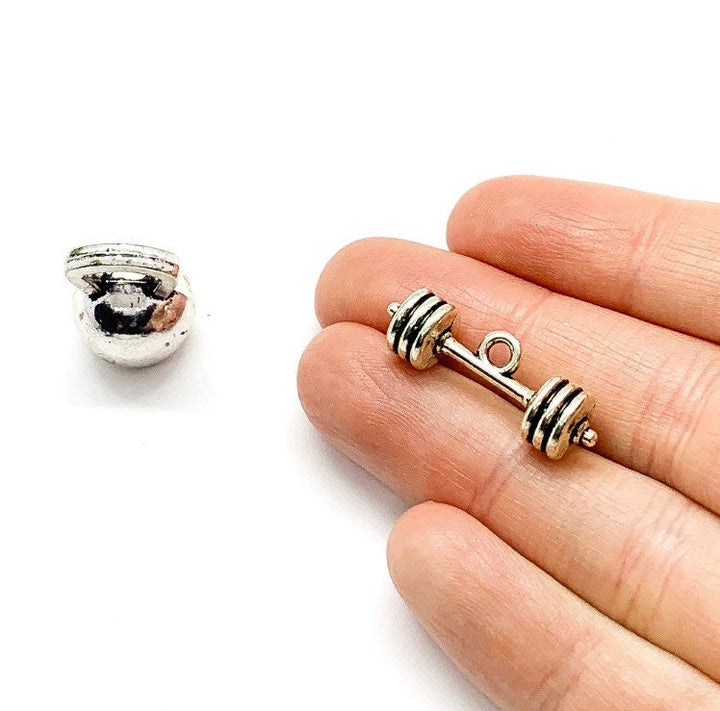 Breloque mini haltère, breloque kettlebell, breloque haltérophilie, breloques poids, breloques musculation, breloques fitness, apprêts de bijoux, breloque gym