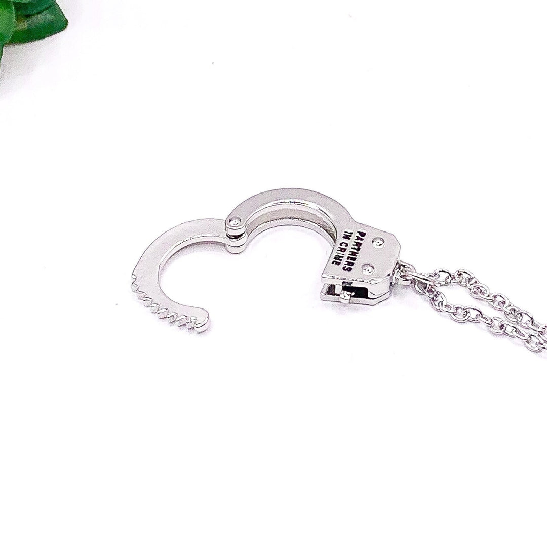 Porte-clés Complices, Cadeau pour Meilleures Amies, Ensemble de 2 colliers menottes assortis, Cadeau pour Meilleure Amie, Porte-clés Amitié, Cadeau BFF, Bande