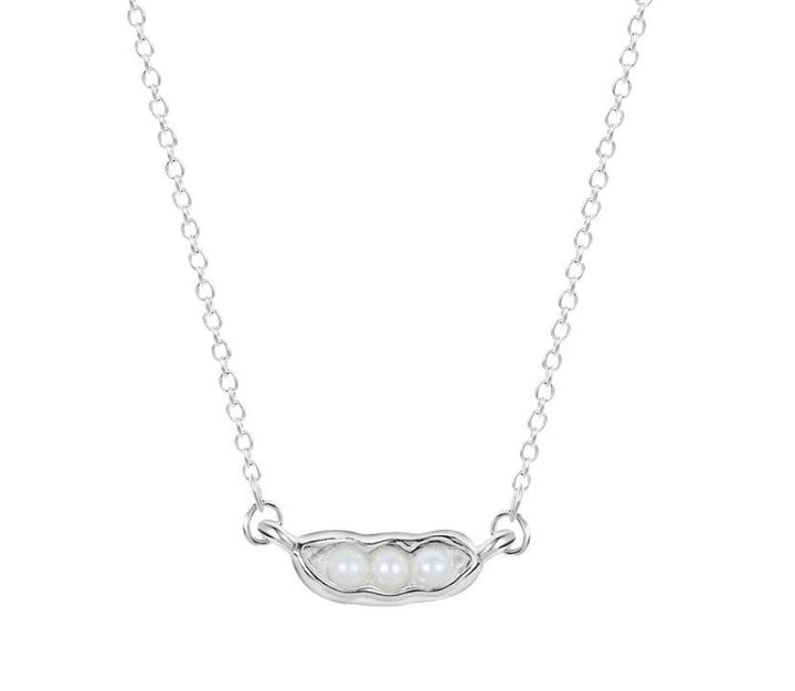 Three Peas in a Pod Necklace, Unique Pearl Jewelry, Pea Pod Necklace, Sisterhood Gift, 3 Sisters Necklace, Gift for Little Sister, Sister