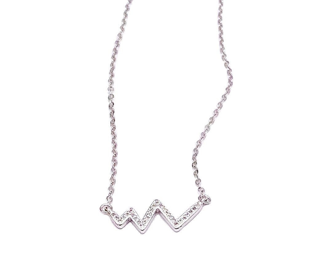Collier Cœur Battant en Argent Sterling, Bijou en Zirconium Cubique, Collier Délicat en Zirconium Cubique, Pendentif Zigzag Cloué, Collier Maman, Cadeau pour Fille