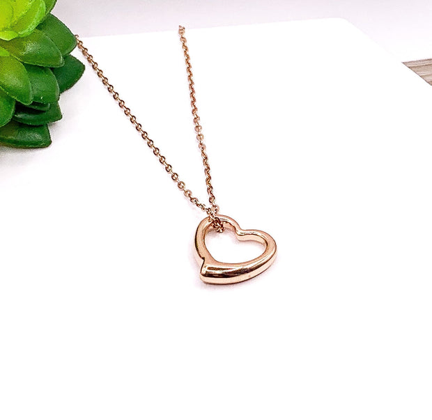 Heart Necklace Rose Gold, Minimal Heart Necklace, Dainty Heart Pendant, Loving Mom Gift, Little Heart Necklace, Birthday Gift for Her