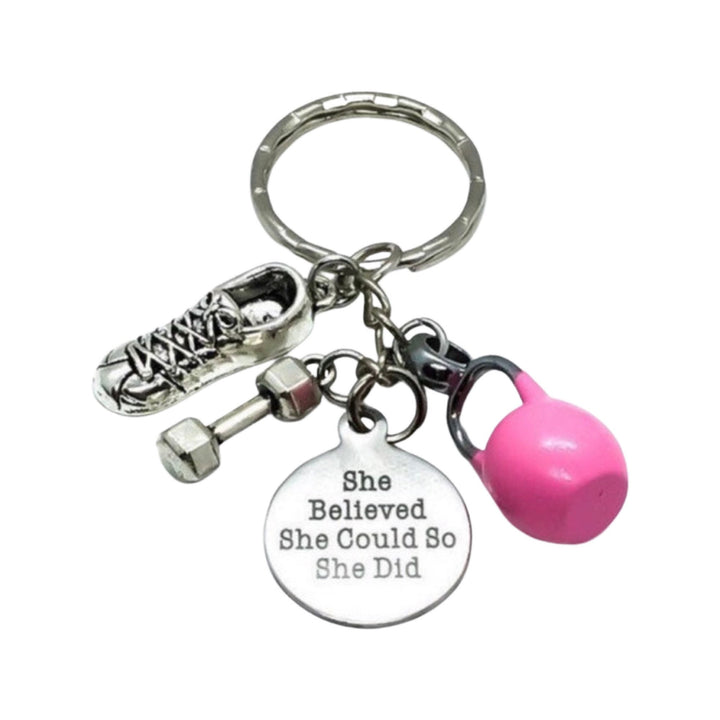 Porte-clés fitness, « Elle croyait en elle », breloque kettlebell, cadeau motivation sport, breloque chaussure de running, cadeau coach, cadeau entraîneur personnel