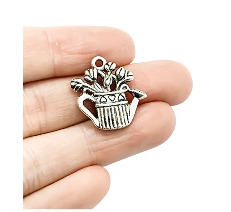 1 Watering Can with Flowers Charm, Gardening Charms, Garden Charms, Floral Charms, Landscape Charm, Backyard Charm, Spring Charms, Summer