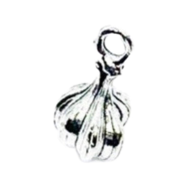 1 Tiny Whole Garlic Bulb Charm, Garlic Pendant, Individual Charms, Cooking Ingredients Charms, Vegetable Jewelry, Onion Charm, DIY Jewelry