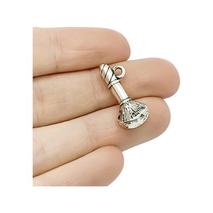 Lot de breloques ultime pour une soirée entre filles, grand assortiment de breloques, en vrac, breloques pour femmes, breloques shopping, mini maquillage, mini breloque rouge à lèvres, apprêts pour bijoux