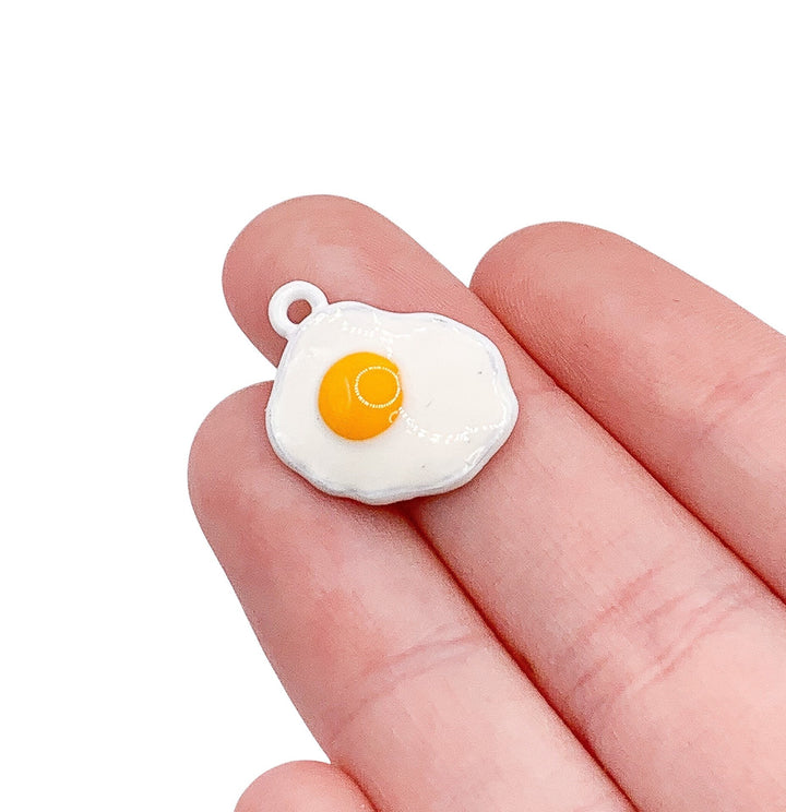 Lot ultime de breloques œufs au plat, grande quantité de breloques, breloques œufs, cadeau pour les amateurs d'œufs, breloques petit-déjeuner, breloque cuisine, apprêts pour bijoux à faire soi-même