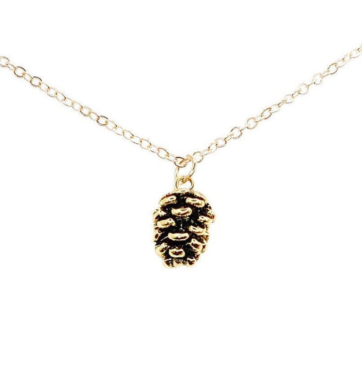 Collier pomme de pin miniature, bijoux d'automne, collier automnal, pendentif rustique, collier simple pour tous les jours, bijoux inspirés par la nature pour elle