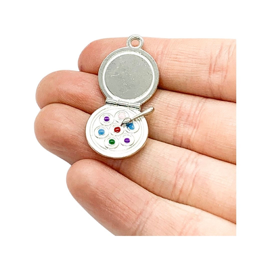 Lot de breloques ultime pour une soirée entre filles, grand assortiment de breloques, en vrac, breloques pour femmes, breloques shopping, mini maquillage, mini breloque rouge à lèvres, apprêts pour bijoux