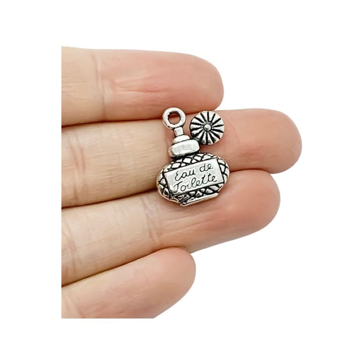 Lot de breloques ultime pour une soirée entre filles, grand assortiment de breloques, en vrac, breloques pour femmes, breloques shopping, mini maquillage, mini breloque rouge à lèvres, apprêts pour bijoux