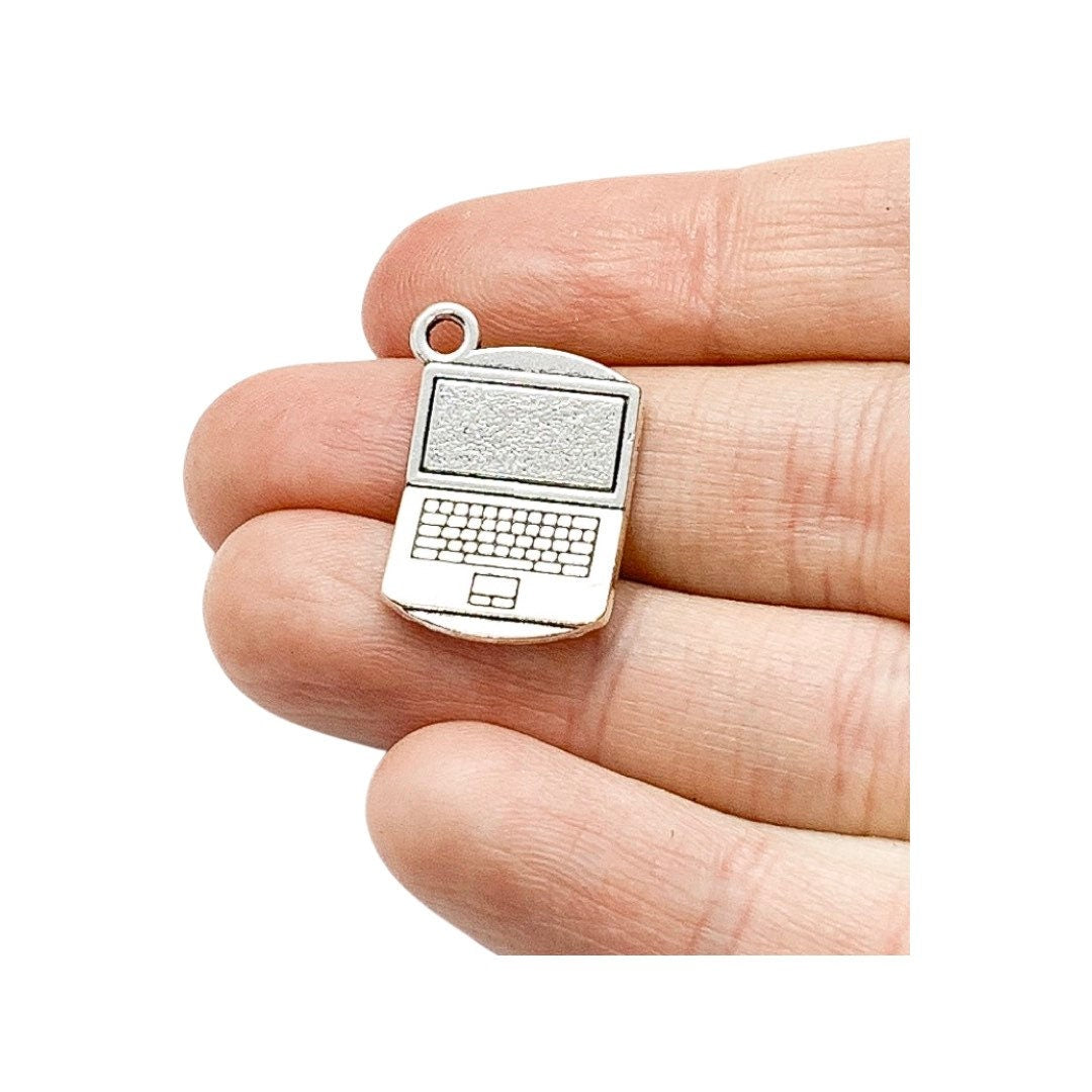 Lot de breloques technologiques ultimes, grand assortiment, en vrac, breloques pour femmes, breloques ordinateur, mini-ordinateur portable, mini-téléphone portable, apprêts pour bijoux