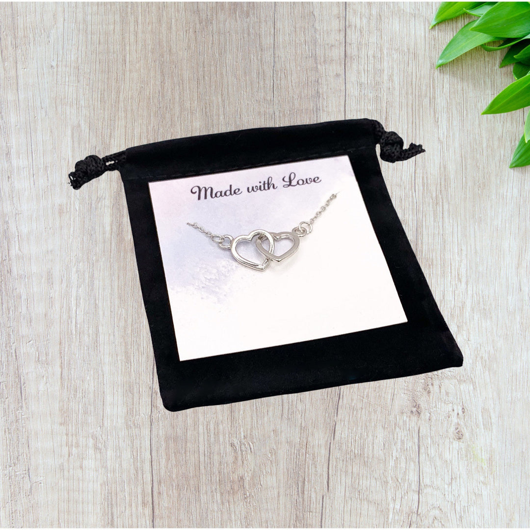 Collier 2 cœurs, Collier double cœur, Cadeau pour amoureux, Bijou pour grand-mère, Collier pour maman de deux enfants, Bijou de maternité, Cadeau d'anniversaire pour maman