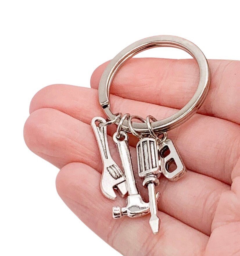 Porte-clés bricoleur, Porte-clés outils, Porte-clés marteau, Porte-clés tournevis, Porte-clés papa, Cadeau fête des pères, Cadeau papa des enfants, Cadeau pour lui