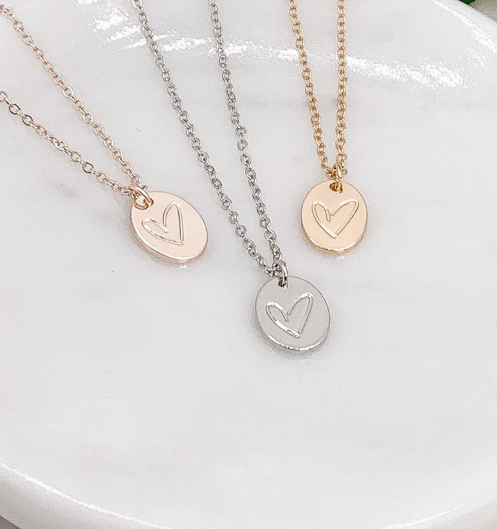 Collier petit cœur, pendentif cœur délicat, collier cœur, cadeau pour fille, collier de demoiselle d'honneur, cadeau pour petite amie, bijoux pour adolescente