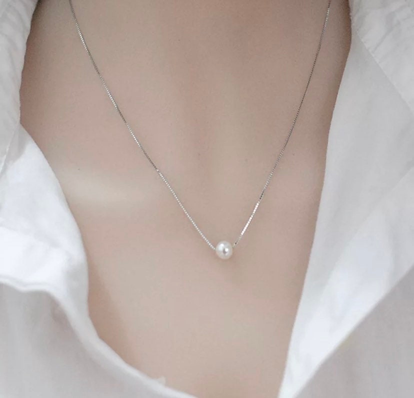 Collier de perles flottantes unique en son genre, collier d'amitié, cadeau pour meilleure amie, petit cadeau souvenir, cadeau d'anniversaire