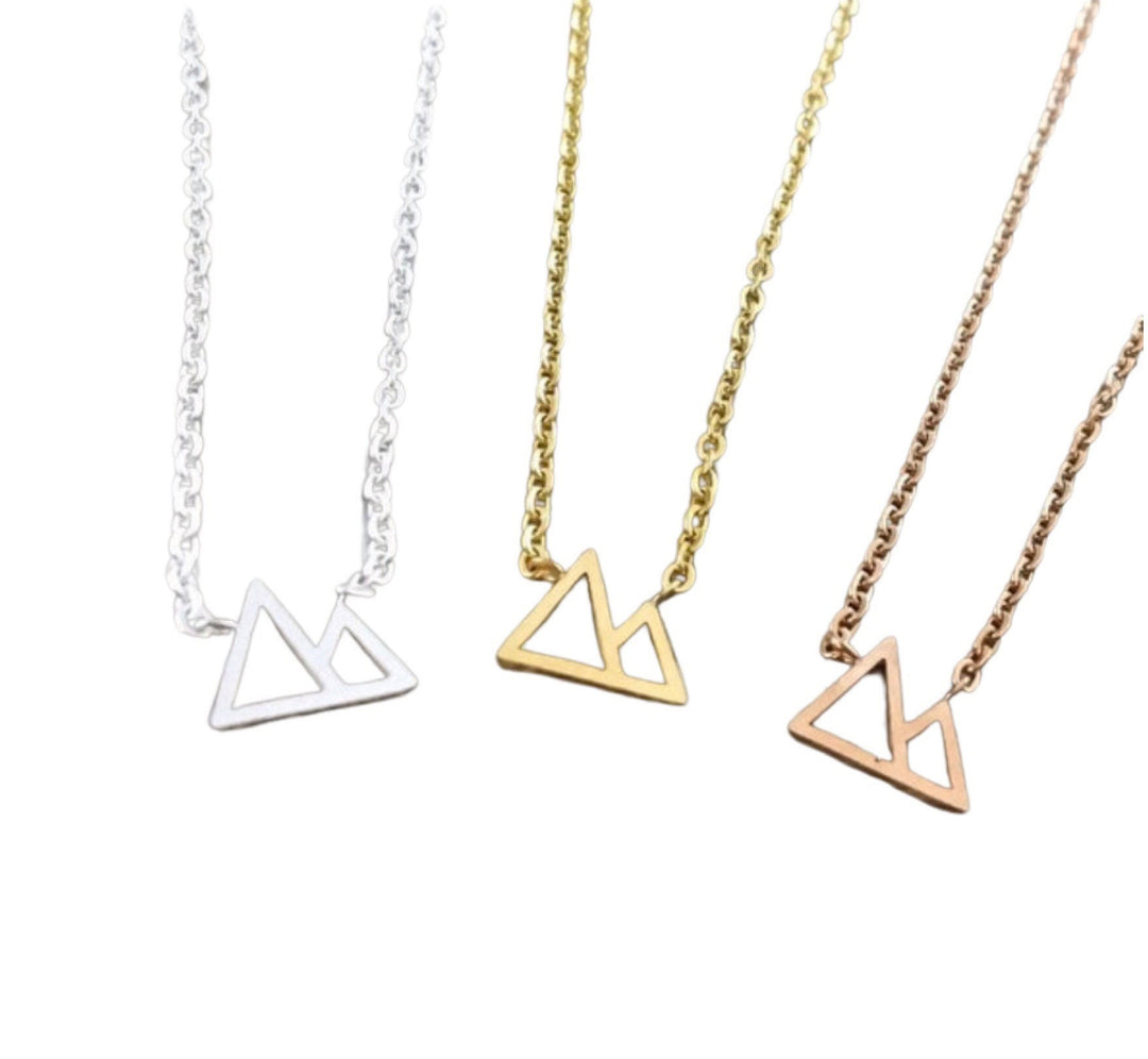 Collier Montagne, Pendentif Twin Peaks, Bijou délicat, Cadeau de départ pour une amie, Collier minimaliste, Cadeau pour une nouvelle aventure, Cadeau de Noël