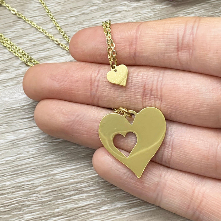 Ensemble de colliers cœur avec pendentif en forme de cœur pour 2 personnes, collier cœur minimaliste, colliers d'amitié assortis, ensemble de bijoux grand-mère/petite-fille