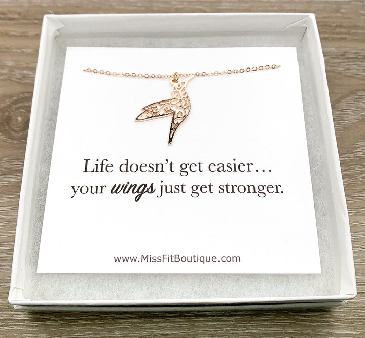 Collier colibri avec carte, Bijou oiseau, Cadeau inspirant, Bijou nature, Cadeau pour amoureux des oiseaux, Cadeau d'amitié, Collier à superposer
