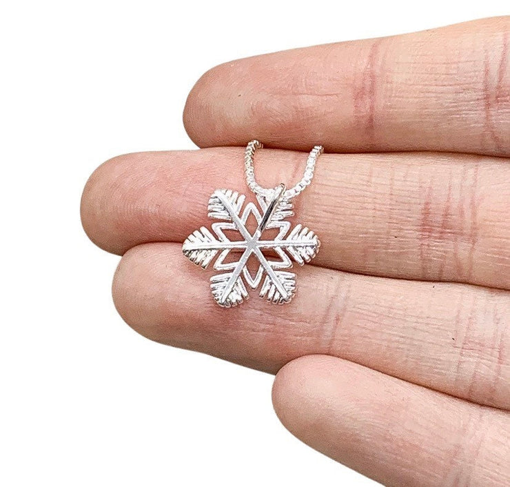 Snowflake Necklace, Dainty Sterling Silver Pendant, Snowflake Jewelry, Winter Wedding Bridal Jewelry, Christmas Gift for Her, Holiday Gift