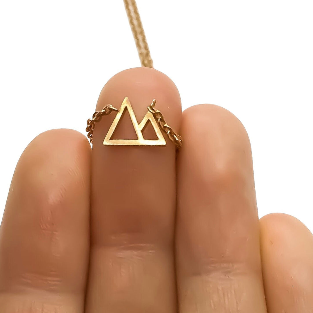 Collier Montagne, Pendentif Twin Peaks, Bijou délicat, Cadeau de départ pour une amie, Collier minimaliste, Cadeau pour une nouvelle aventure, Cadeau de Noël