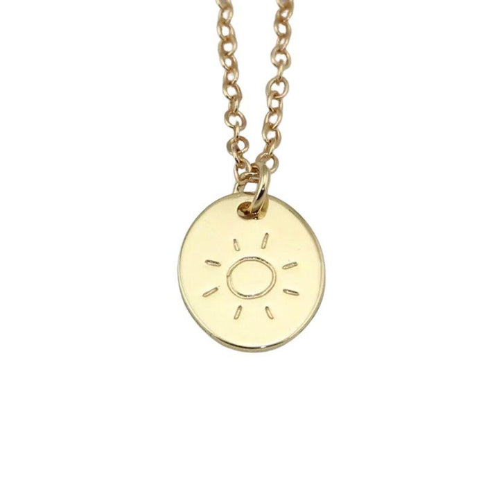 Collier Soleil, Pendentif Soleil Rayonnant, Collier Délicat, Collier Soleil Céleste Minimaliste, Collier Croissant de Lune, Collier Arc-en-ciel