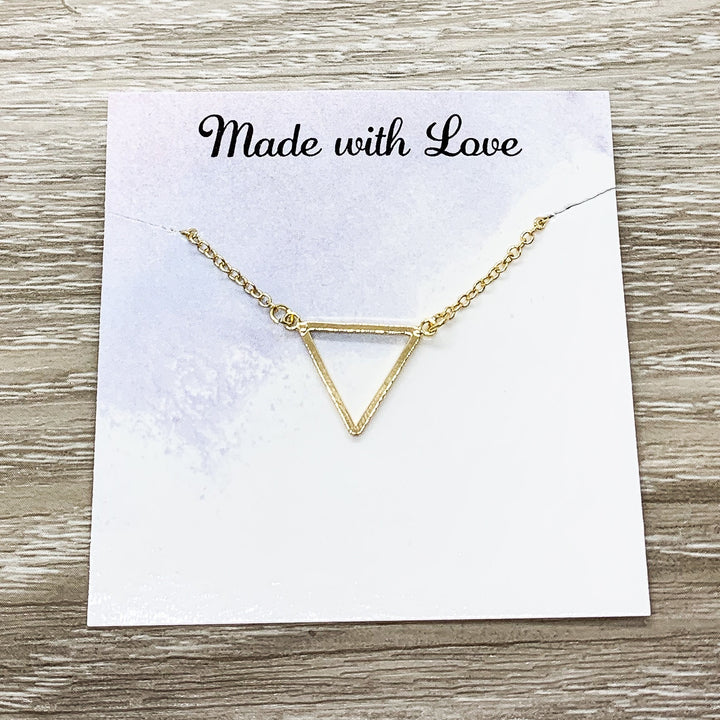 Collier triangle simple, collier Trinité, pendentif triangle ouvert, collier guerrier, collier délicat, cadeau pour une amie, cadeau de Noël