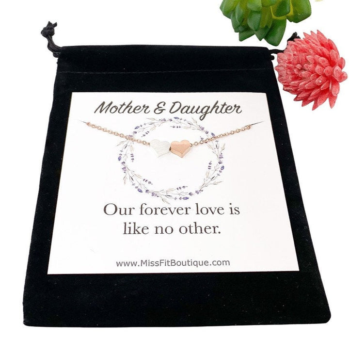 Collier double cœur, cadeau mère-fille, cadeau de maman à sa fille, collier 2 cœurs, cadeau pour un 21e anniversaire, cadeau de départ d'une fille