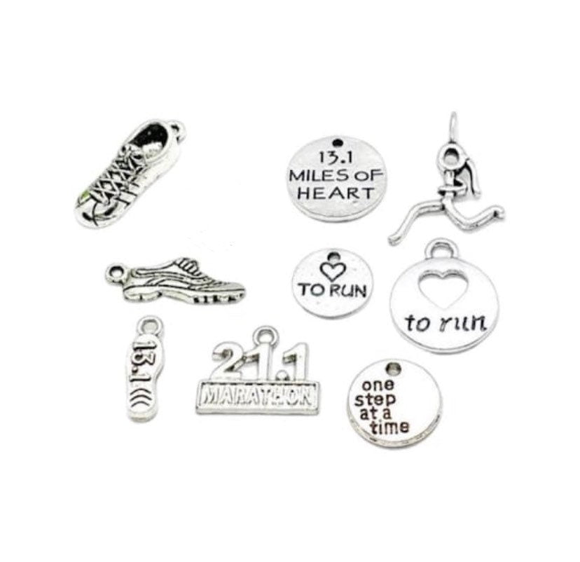 Lot de breloques pour semi-marathon (21 km), breloques course à pied, en vrac, breloques chaussures de course, breloques fitness, apprêts pour bijoux, idée cadeau.