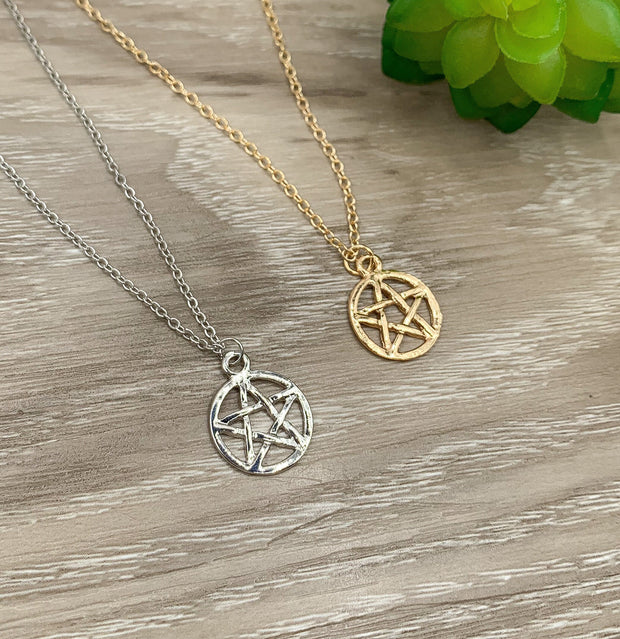 Dainty Pentagram Necklace, Witch Pendant, Star Necklace, Celestial Jewelry, Friendship Necklace, Wiccan Necklace, Birthday Gift for Her