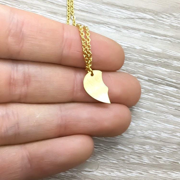 Big Little Sis Necklace Set for 2, Dainty Split Heart Pendant, Friendship Necklace, Sisters Gift, Bestie Birthday , Interlocking Necklace