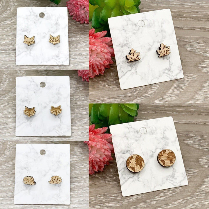 Boucles d'oreilles feuille d'érable, boucles d'oreilles puces en bois, bijoux feuillage, boucles d'oreilles canadiennes, boucles d'oreilles en bois naturel, puces pour la fête du Canada, bijoux d'automne pour elle