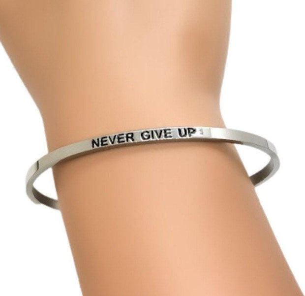 My Story Isn’t Over Yet Bracelet, Mantra Cuff Bangle Bracelet, Inspirational Gift, Friend Gift, Affirmation Bracelet, Minimalist Bracelet