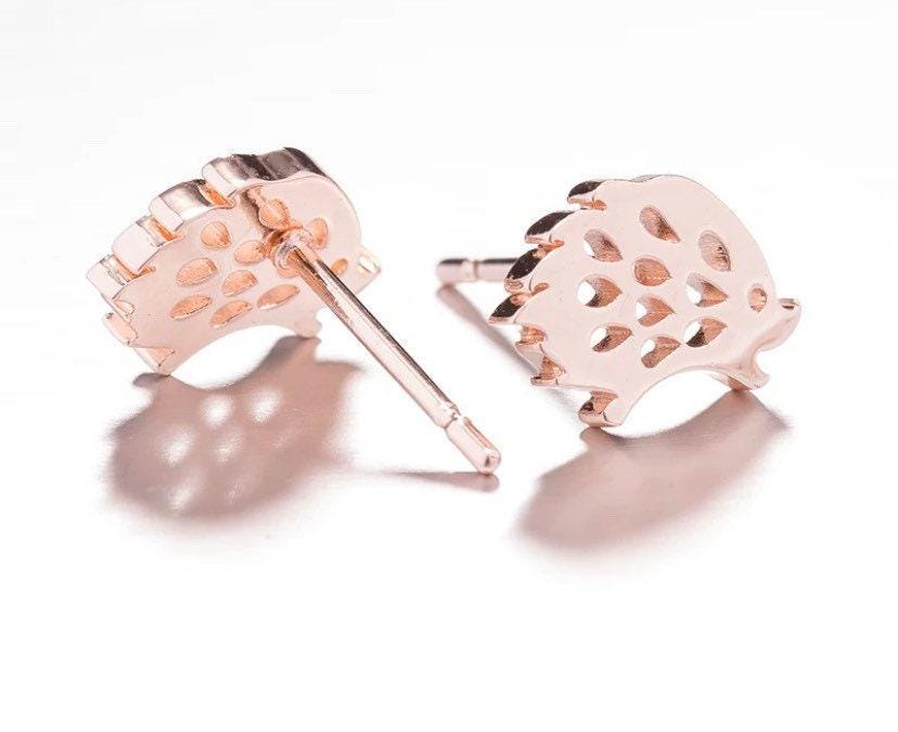 Boucles d'oreilles hérisson en or rose, bijoux animaliers, boucles d'oreilles porc-épic mignonnes, cadeau pour les amoureux des animaux, bijoux délicats sur le thème de la forêt, cadeau d'anniversaire pour elle