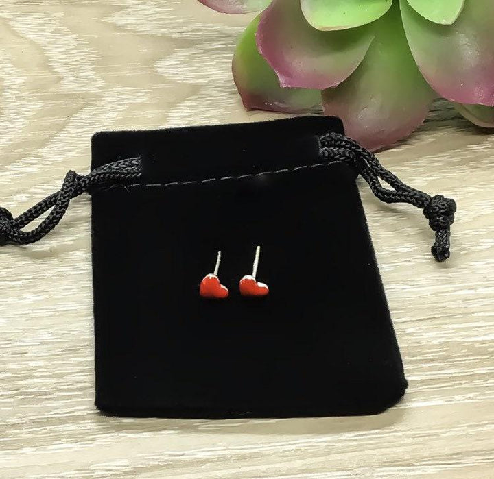 Boucles d'oreilles puces en forme de petit cœur rouge, en argent sterling, bijoux délicats, cadeau pour une fille, bijoux romantiques, cadeau pour une petite amie, fêtes