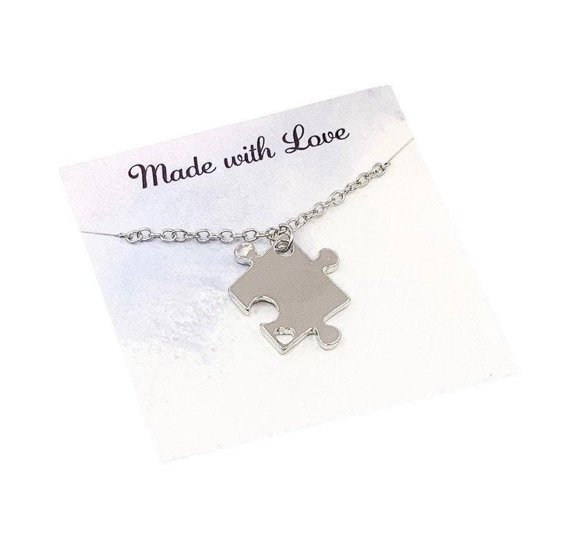 Ensemble de 4 colliers puzzle, pendentifs en forme de pièce de puzzle, bijoux puzzle dorés, cadeau de sensibilisation à l'autisme, cadeaux assortis pour meilleures amies