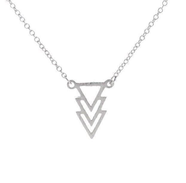 Collier 3 Flèches, Pendentif Triple Flèches, Collier Triangles Entrelacés, Collier Fille, Collier Délicat, Bijoux de Mariée, Demoiselle d'Honneur