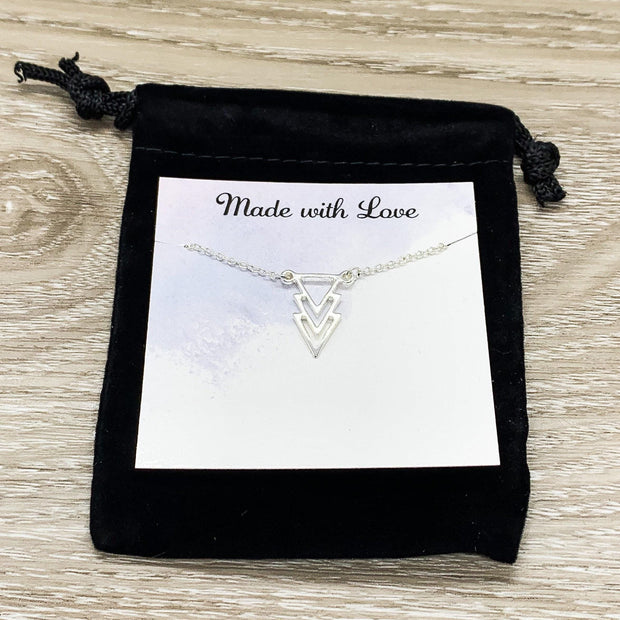 3 Arrows Necklace, Triple Arrows Pendant, Interlocking Triangles Necklace, Daughter Necklace, Dainty Necklace, Bridal Jewelry, Bridesmaid