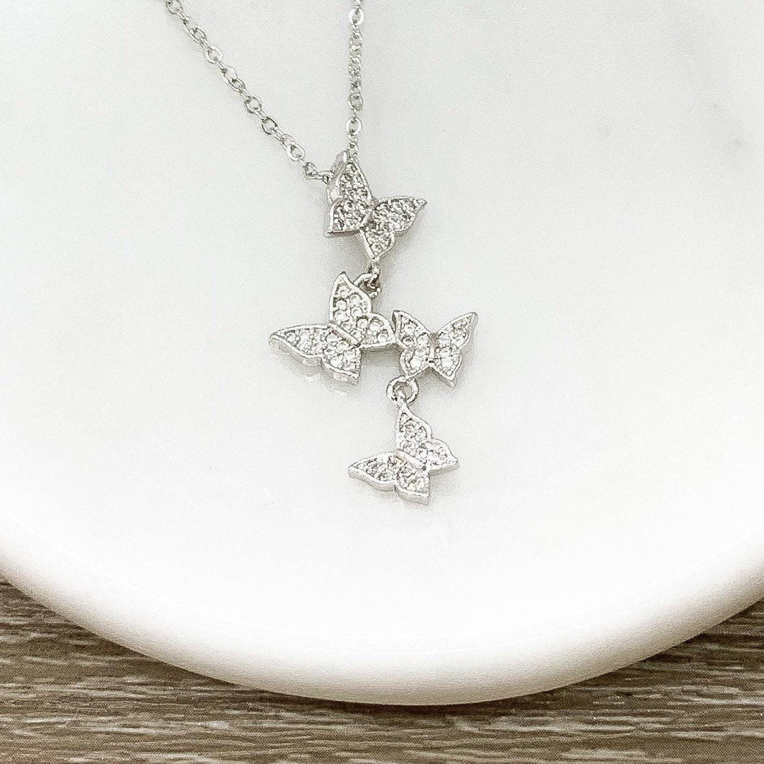 Collier papillons miniatures en argent, bijoux papillon en zircone cubique, cadeau pour les amoureux des insectes, collier insectes, bijoux de printemps, collier délicat