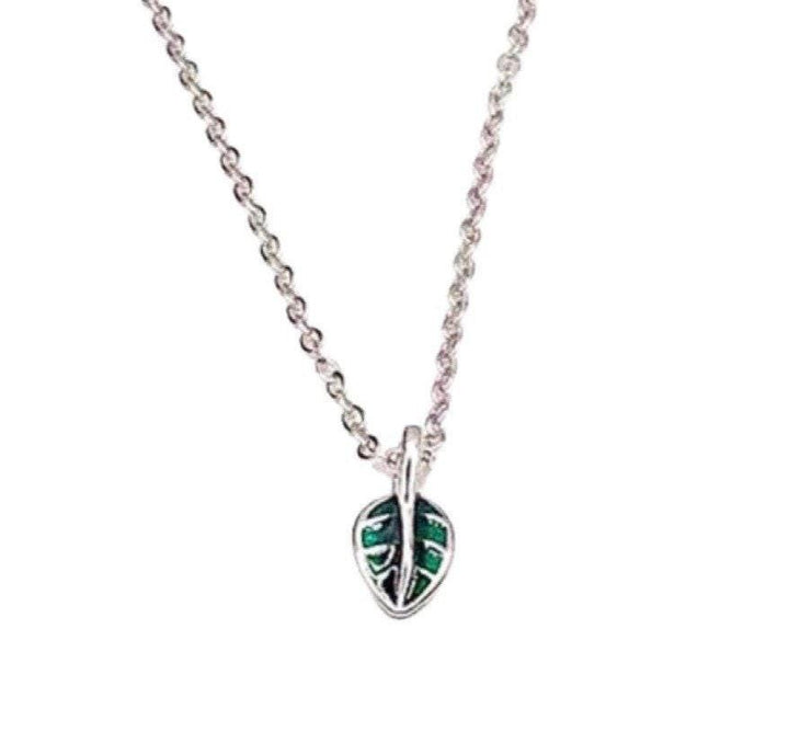 Collier Feuille Verte Fine, Bijou en Argent Sterling, Collier Minimaliste, Cadeau pour les Amoureux de la Nature, Collier Feuilles, Pendentif Feuille en Émail Vert