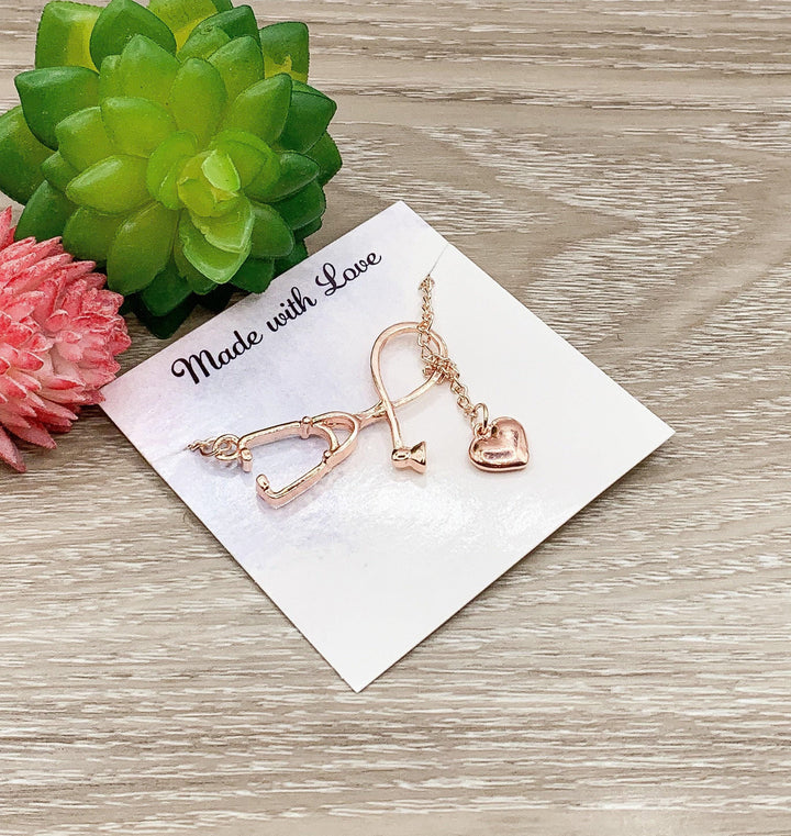 Collier stéthoscope en or rose, bijou infirmière, collier d'infirmière, cadeau pour médecin, cadeau pour étudiant en médecine, cadeau pour jeune diplômé, cadeau de remerciement